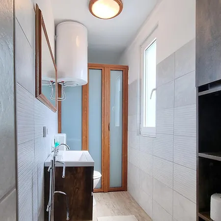 Apartman Lea